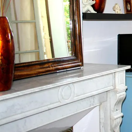 Mas De Bellegou Bed & Breakfast
