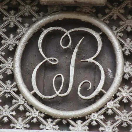 Bed & Breakfast Mas De Bellegou *